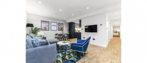London Calling: 2BR Flat with Chic London Flair